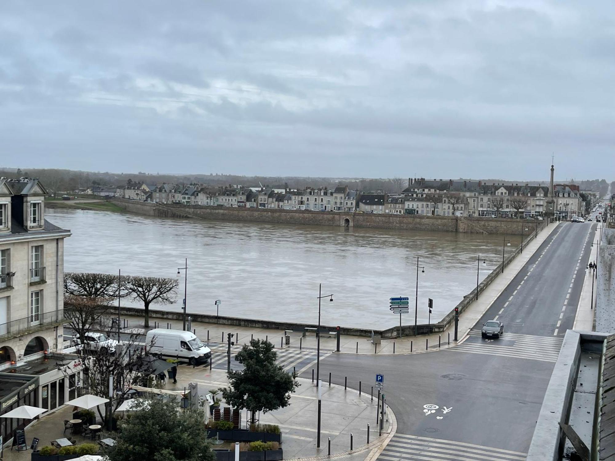 Duplex Elegant Et Lumineux Avec Vue Sur Le Chateau Apartment Blois